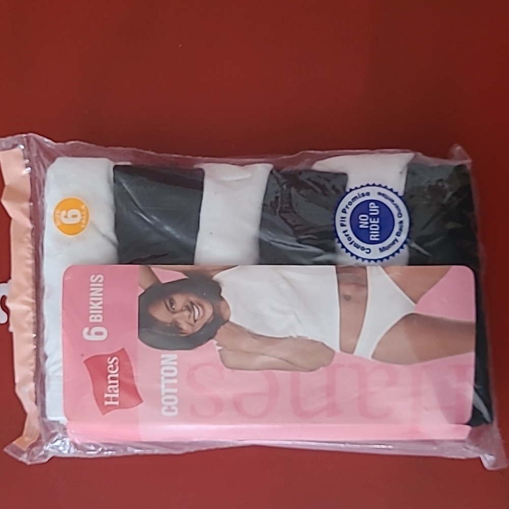 Hanes Cotton Bikini Underwear 6-Pack - Black and White, Size 6, NWT